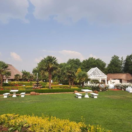 Bed and Breakfast Lyon Paradise à Potchefstroom Extérieur photo