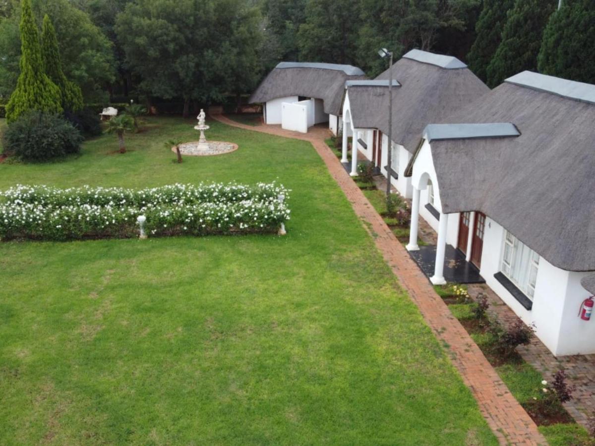 Bed and Breakfast Lyon Paradise à Potchefstroom Extérieur photo