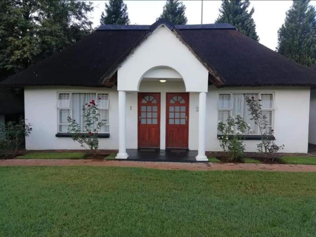Bed and Breakfast Lyon Paradise à Potchefstroom Extérieur photo